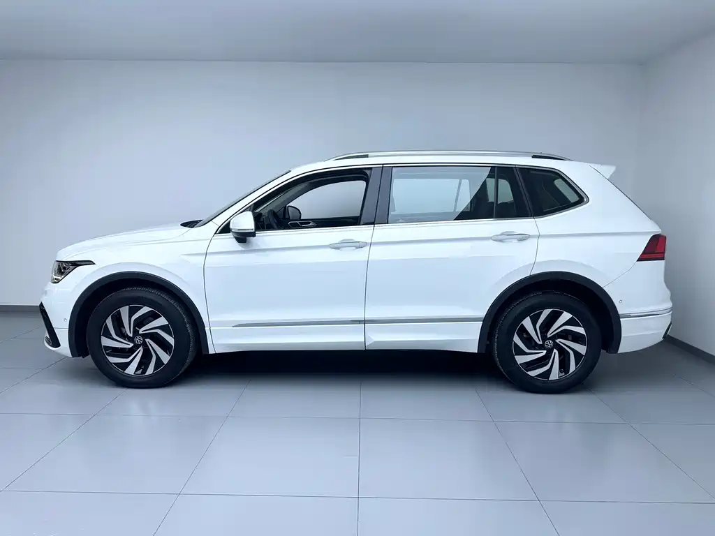 Volkswagen Tiguan L 2024