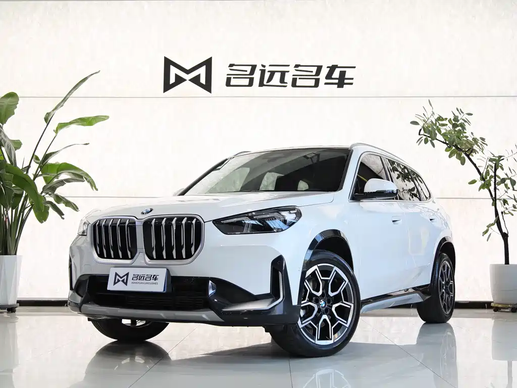 BMW X1 2025 — фото 1