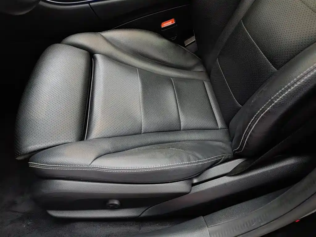 Mercedes-Benz C-Class 2022 — фото 20