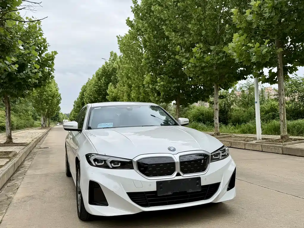 BMW i3 2023 — фото 4