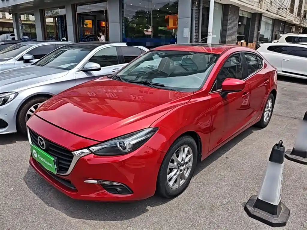 Mazda 3 Axela 2017 — фото 1