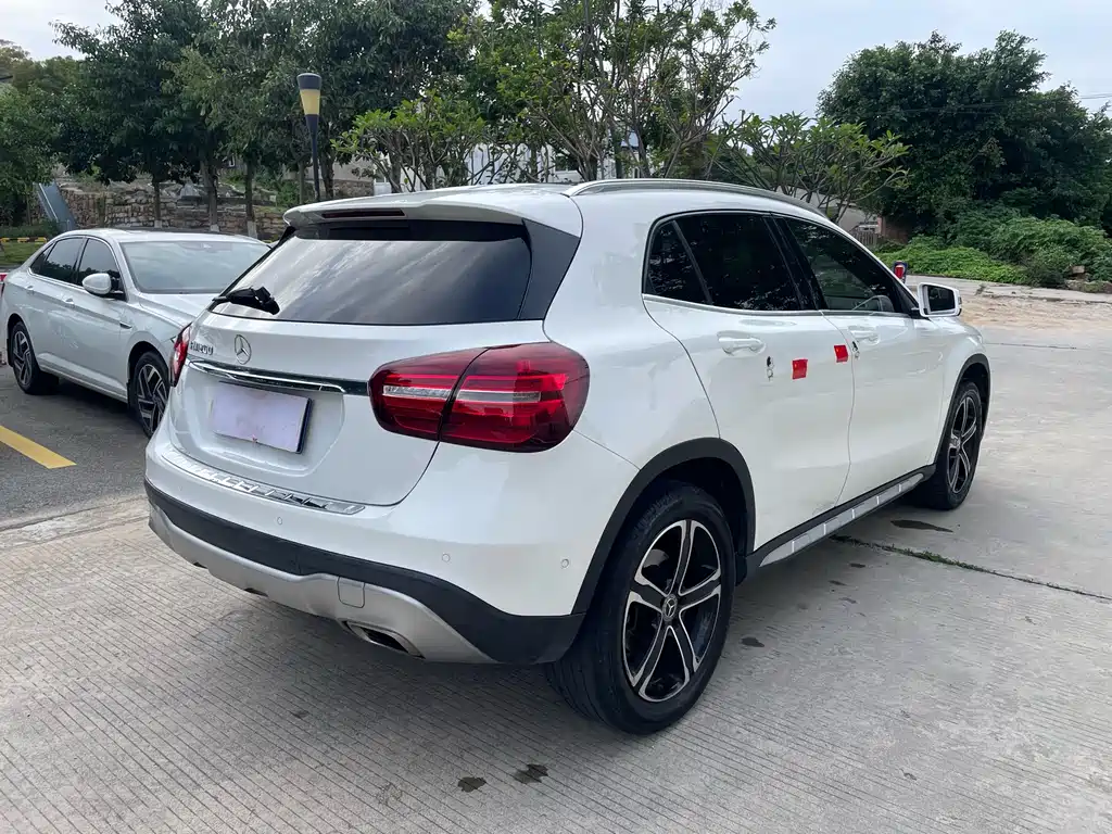 Mercedes-Benz GLA 2018 — фото 4