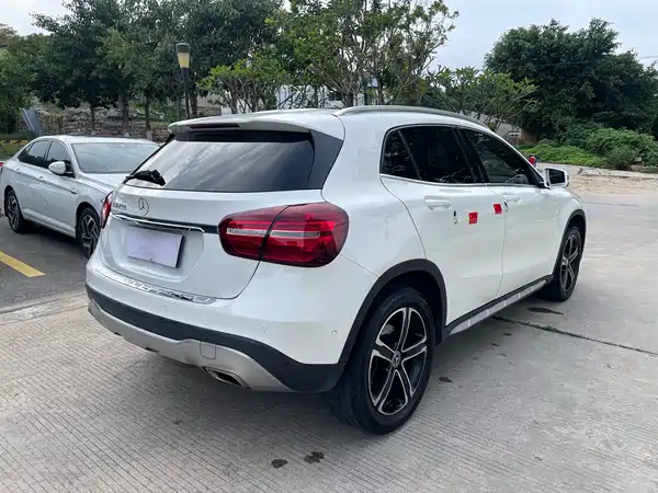 Mercedes-Benz GLA 2018