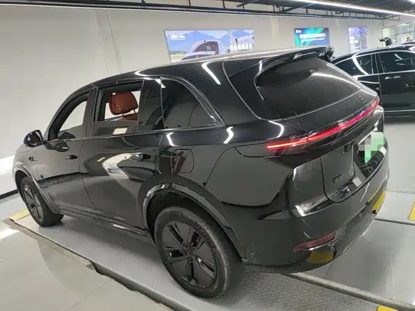 Li Auto L7 2024