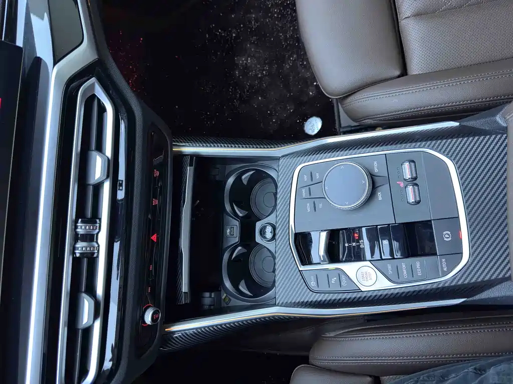 BMW 3 Series 2023 — фото 11