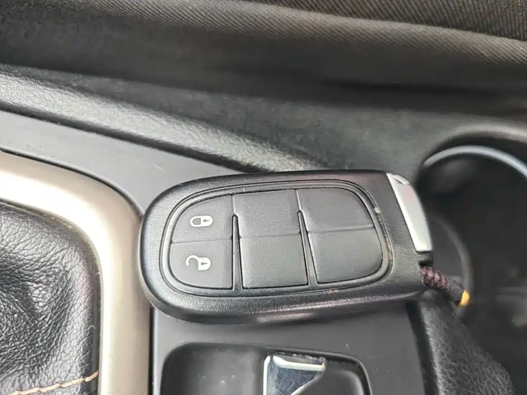 Jeep Cherokee 2017 — фото 9