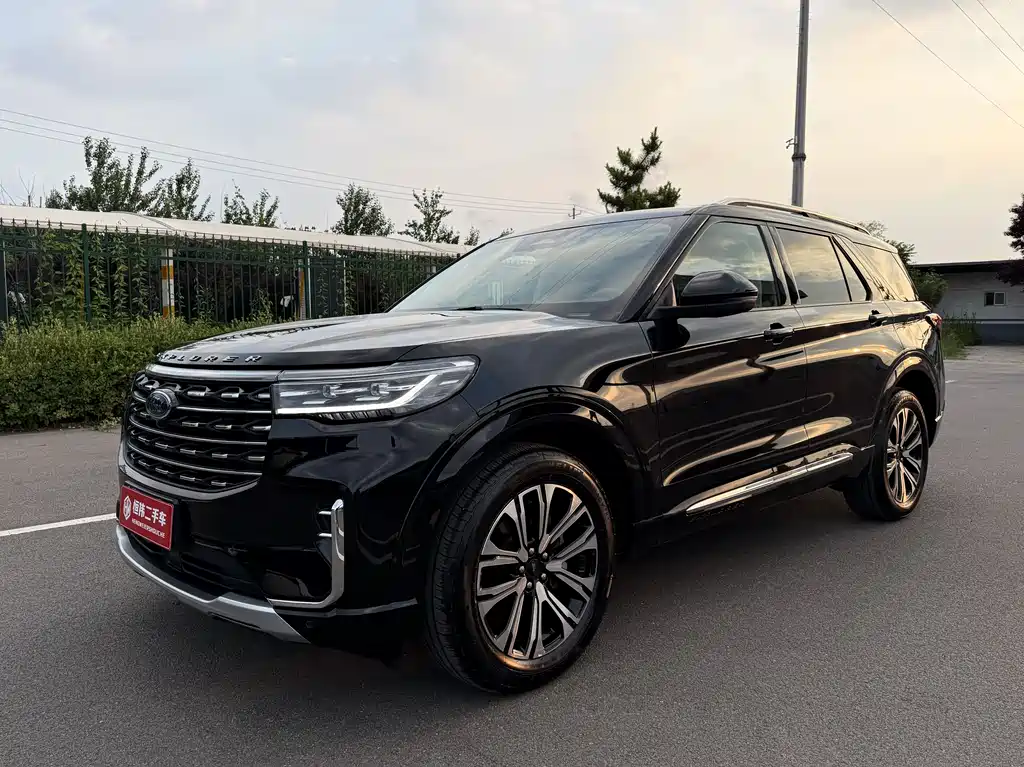 Ford Explorer 2025