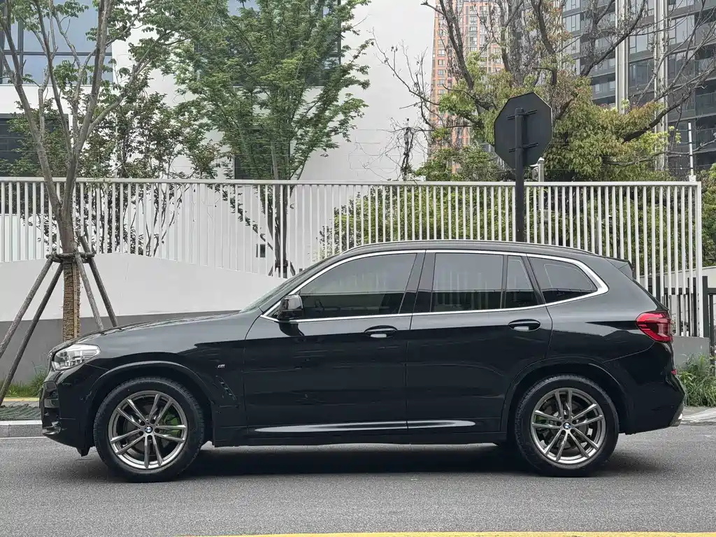 BMW X3 2020 — фото 3