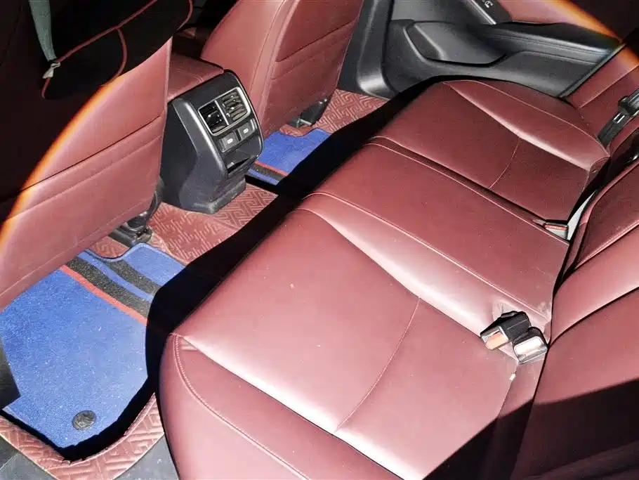 Honda Accord 2022 — фото 11