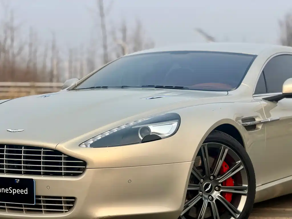 Aston Martin Rapide 2012 — фото 3