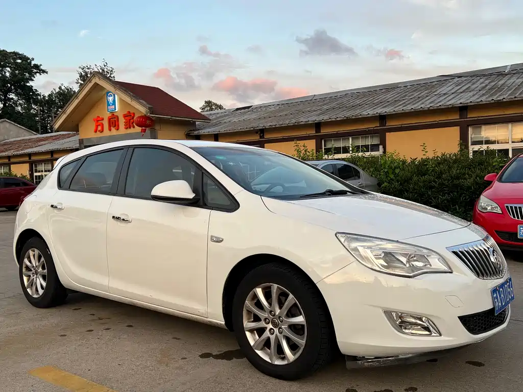 Buick Excelle 2014