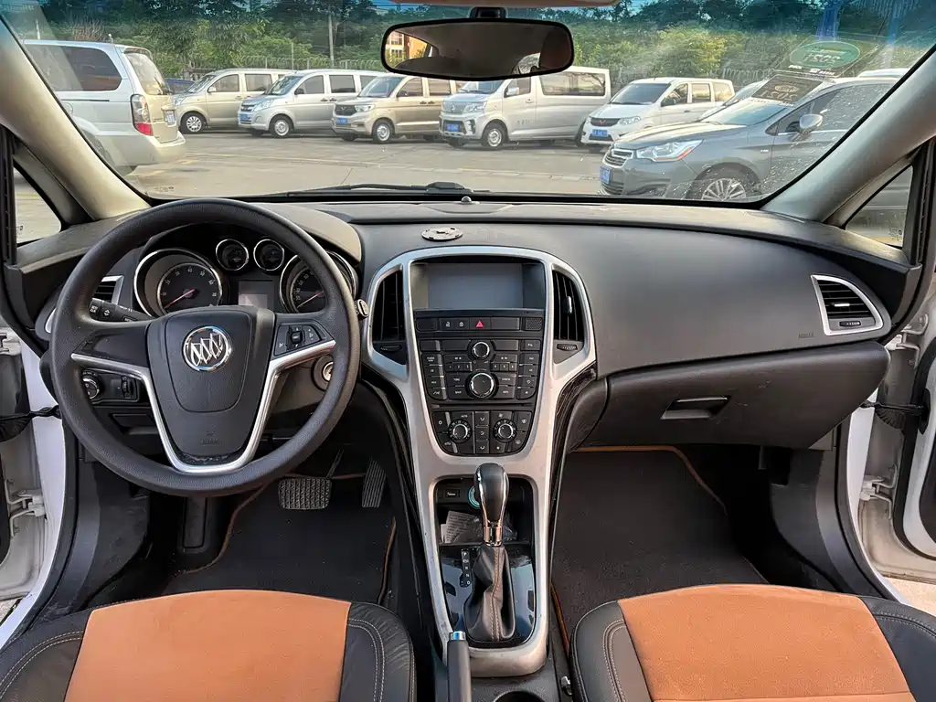 Buick Excelle 2014