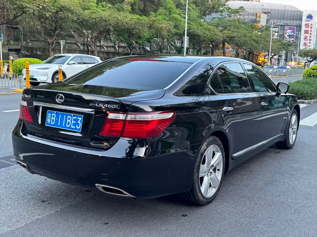 Lexus LS 2008 — фото 12