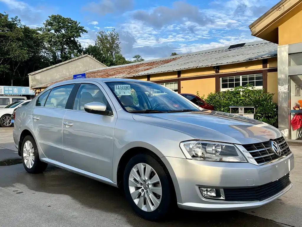 Volkswagen Lavida 2014