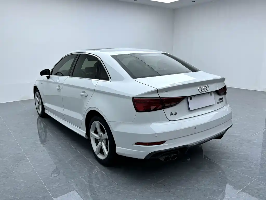 Audi A3 2017 — фото 15
