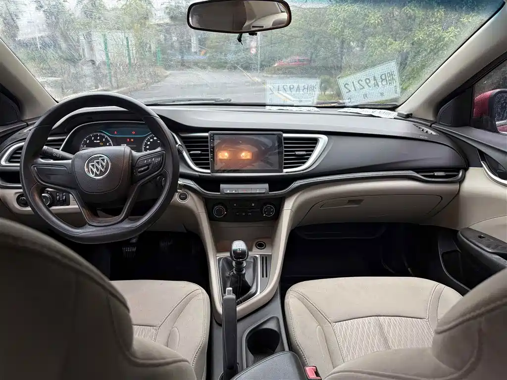 Buick Excelle 2017 — фото 8