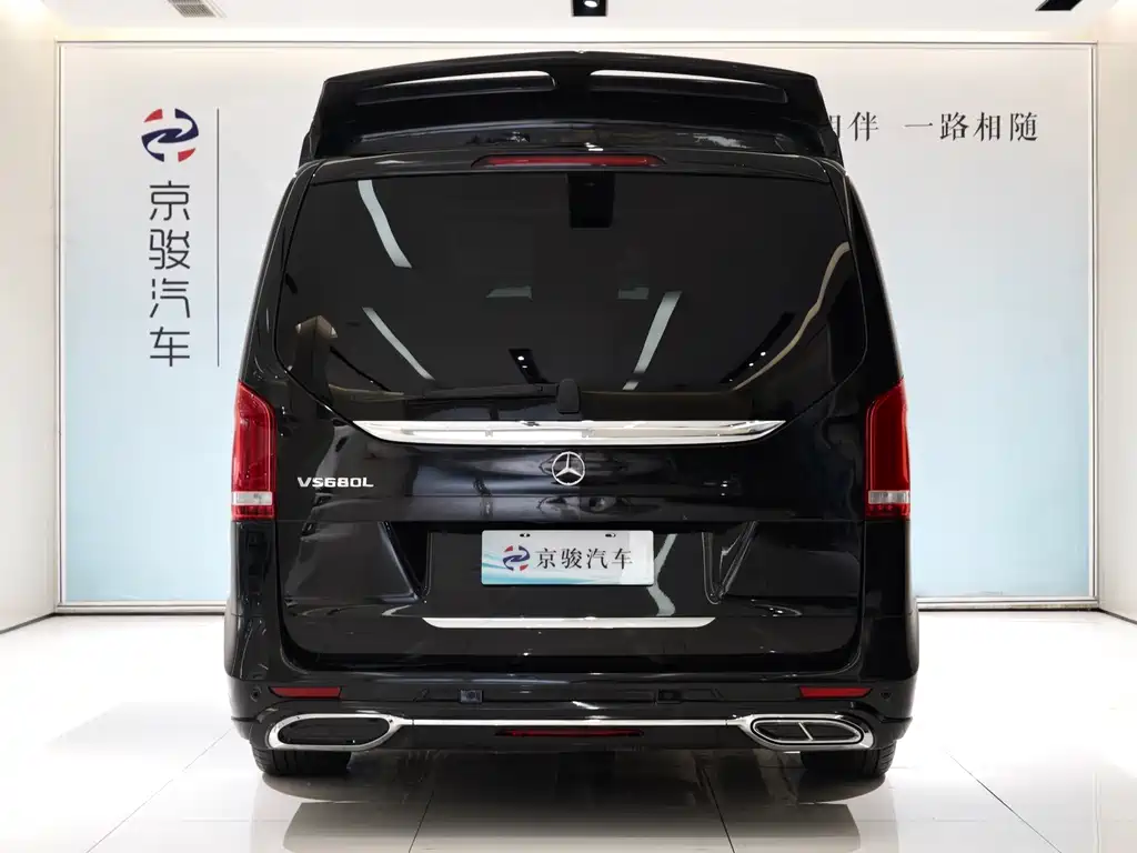 Mercedes-Benz V-Class 2020 — фото 17