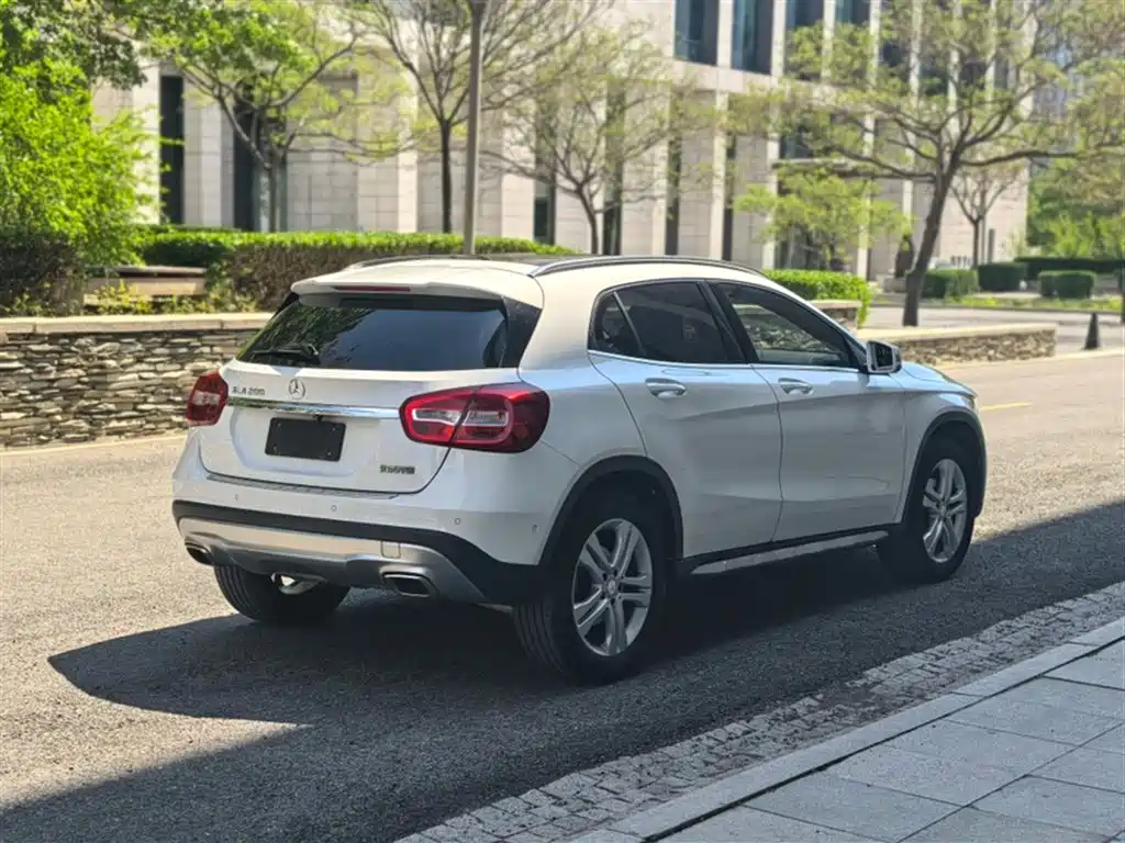 Mercedes-Benz GLA 2016 — фото 14
