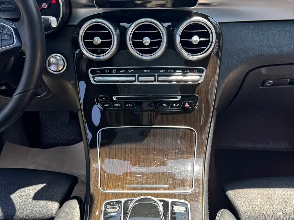 Mercedes-Benz GLC 2019 — фото 13