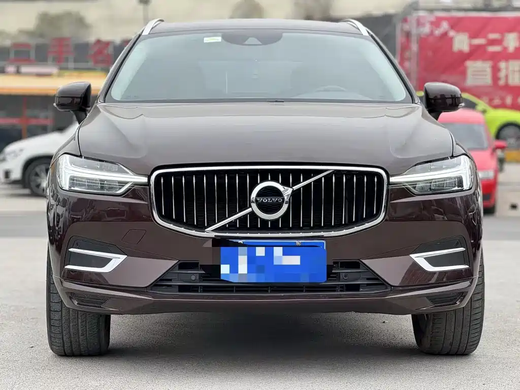 Volvo XC60 2020 — фото 2