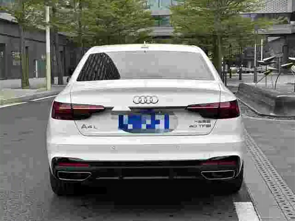 Audi A4L 2022 — фото 7