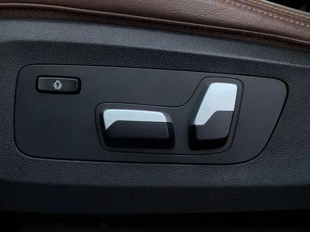 BMW X5 2021 — фото 26
