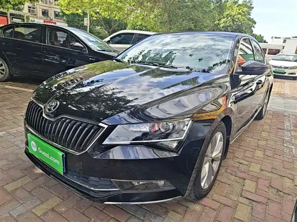 Skoda Superb 2016