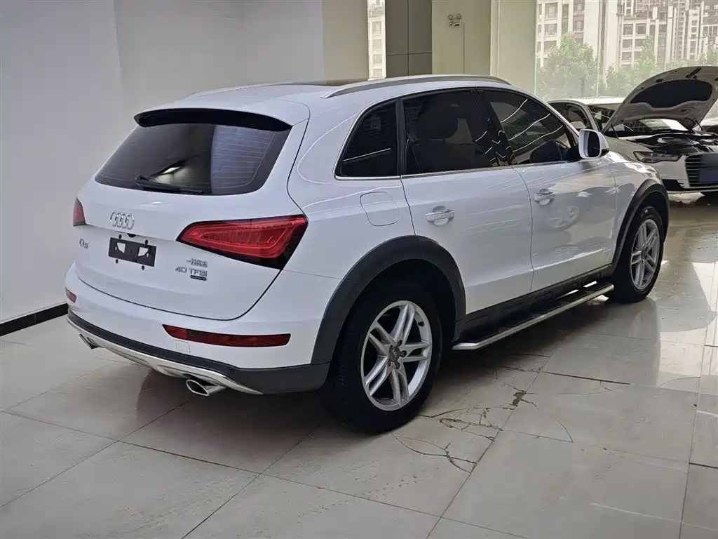 Audi Q5 2017 — фото 11