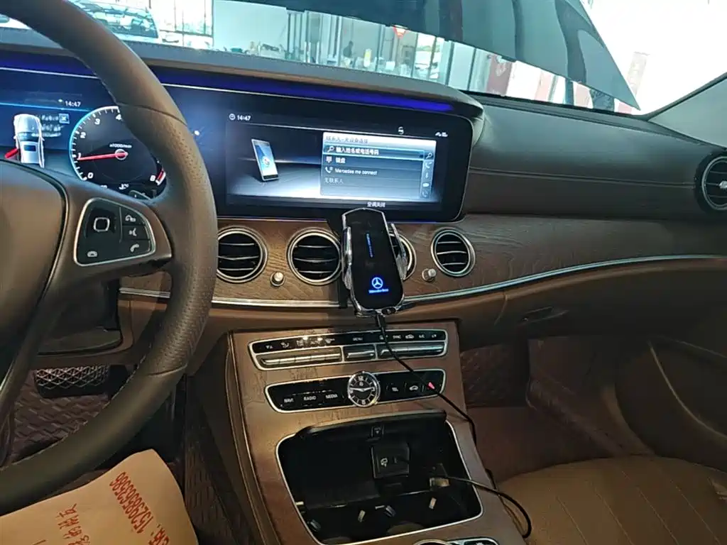 Mercedes-Benz E-Class 2018 — фото 13