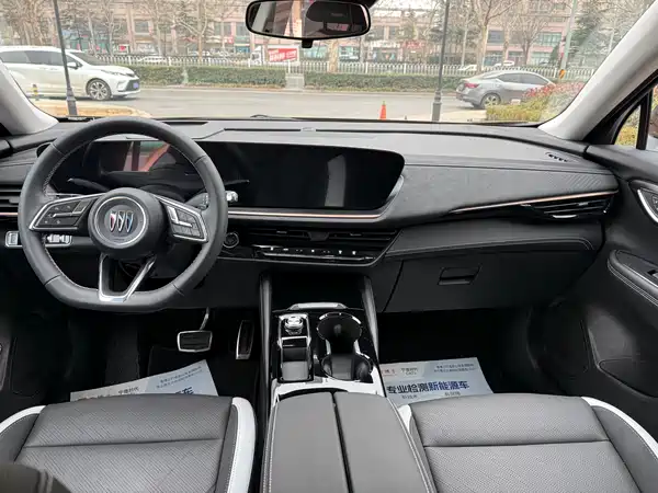 Buick Envision S 2024