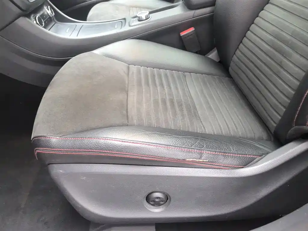 Mercedes-Benz CLA 2016 — фото 20
