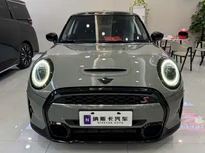 MINI MINI 2021