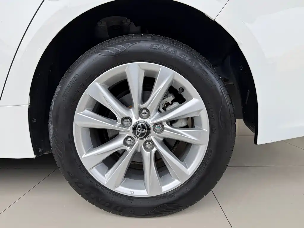 Toyota Corolla 2024 — фото 17