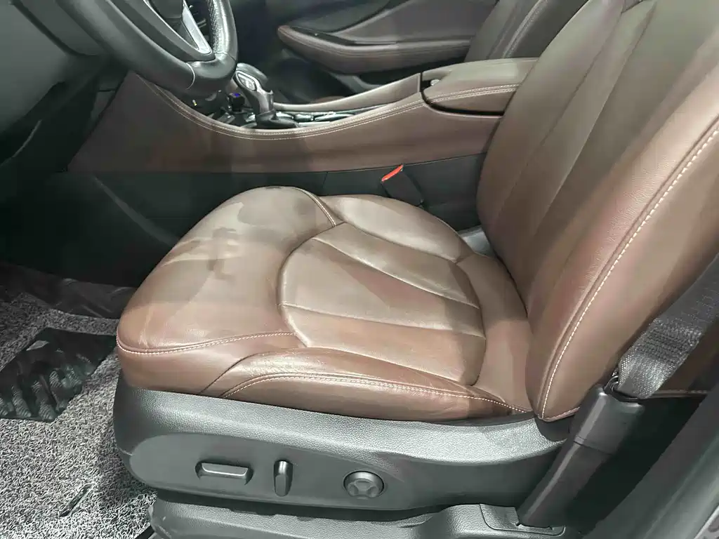 Buick Envision Plus 2019 — фото 17