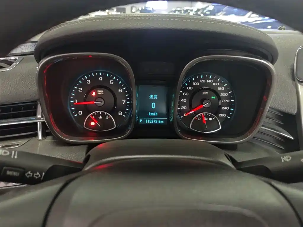 Chevrolet Malibu 2015 — фото 12