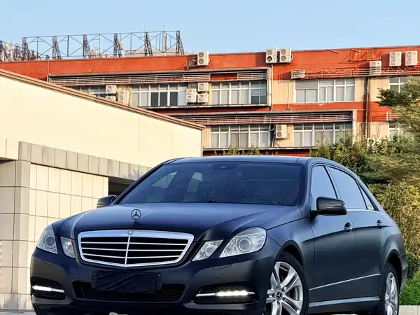 Mercedes-Benz E-Class 2012