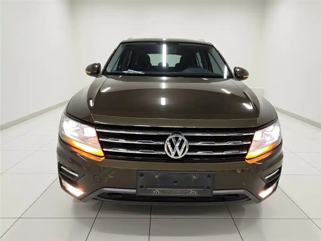 Volkswagen Tiguan L 2019 — фото 3