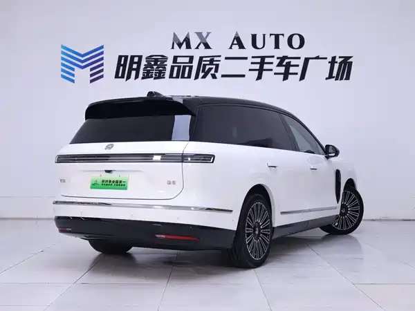 NIO ES8 2026