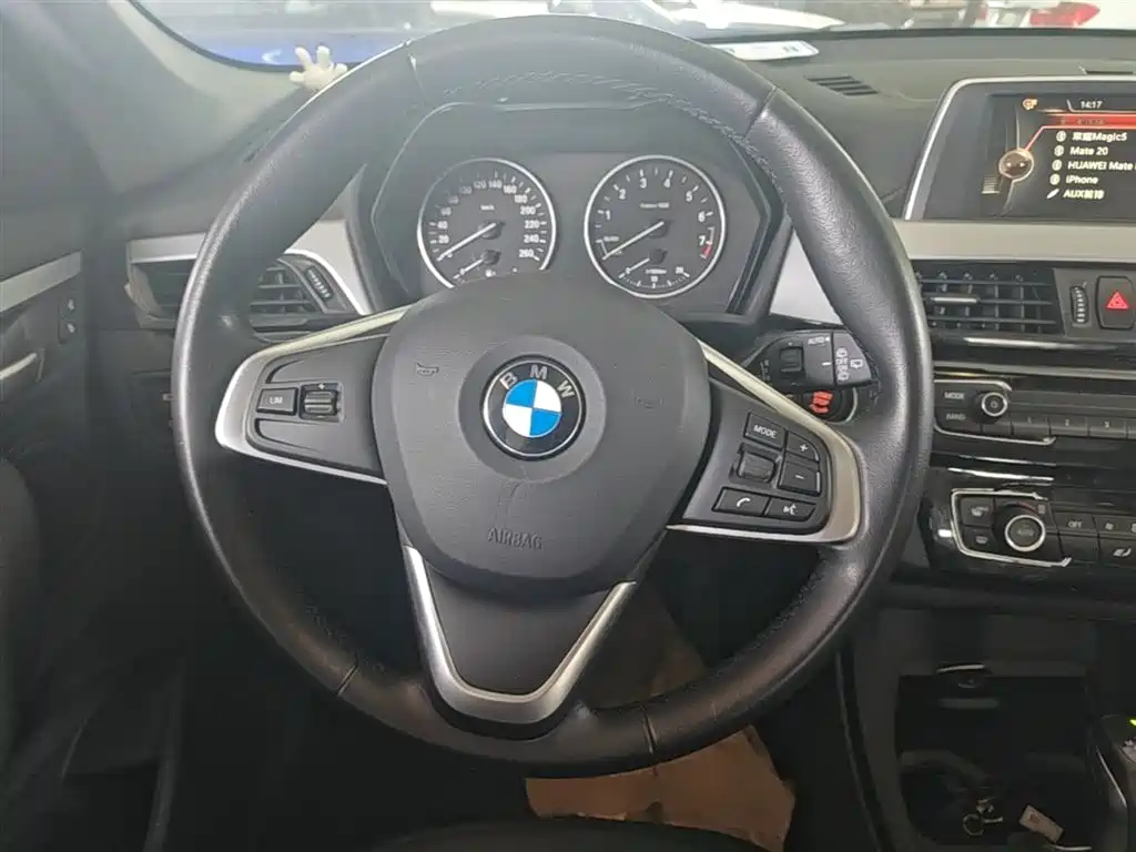 BMW X1 2017 — фото 11