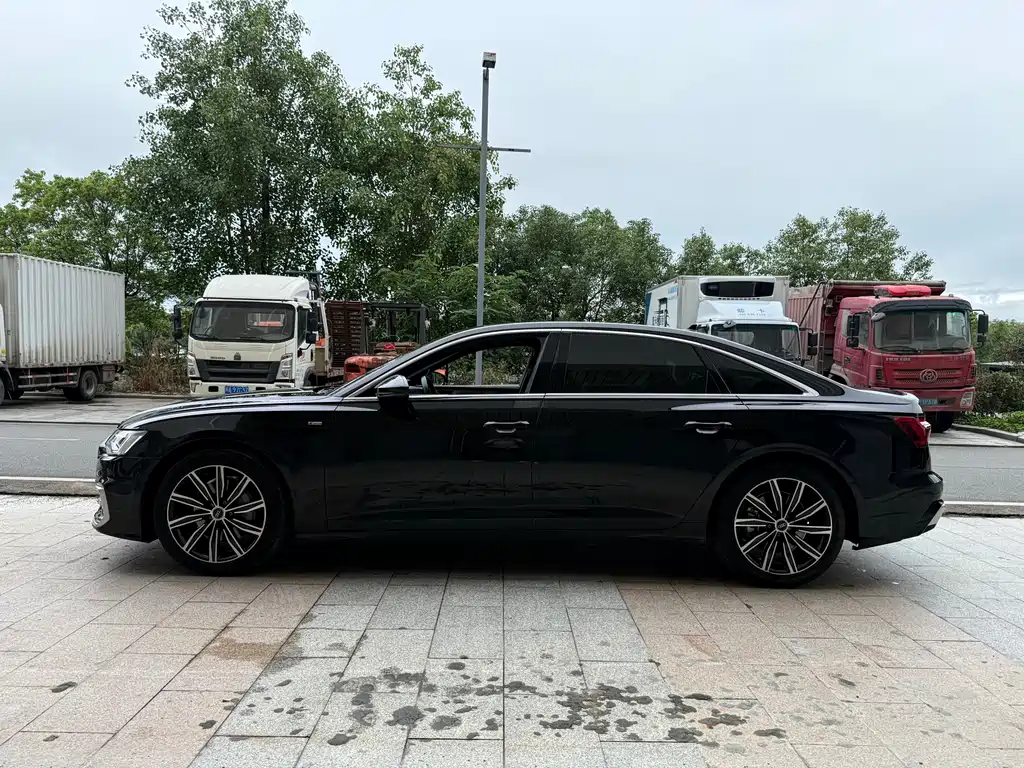 Audi A6L 2023 — фото 4