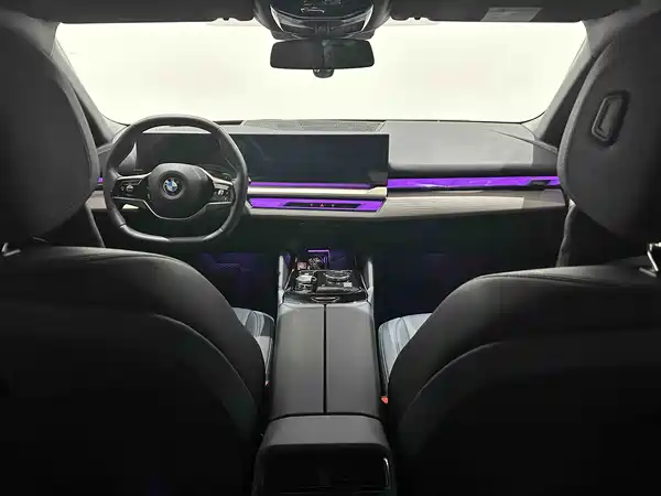 BMW 5 Series 2024