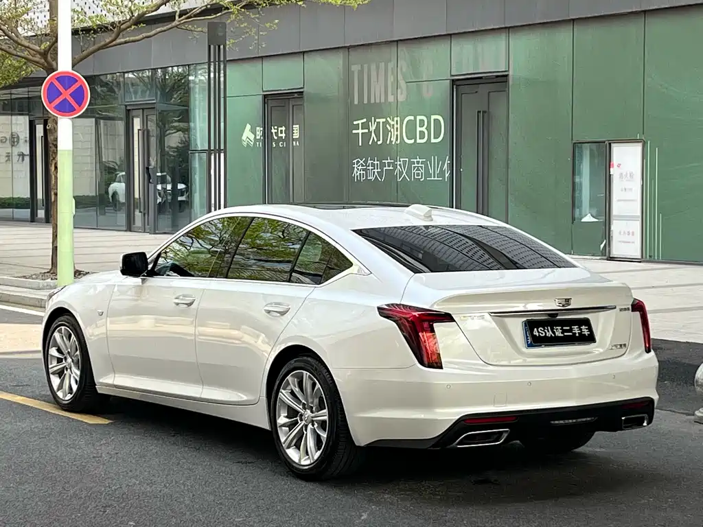 Cadillac CT5 2025 — фото 4