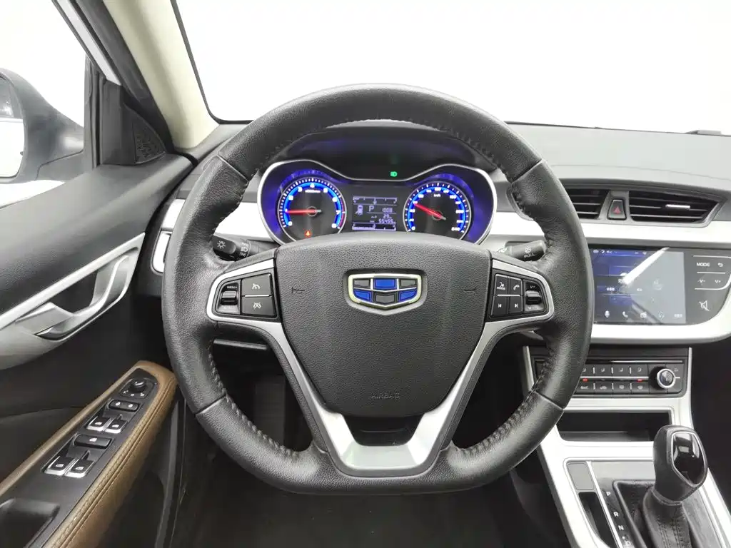 Geely Vision 2018 — фото 11