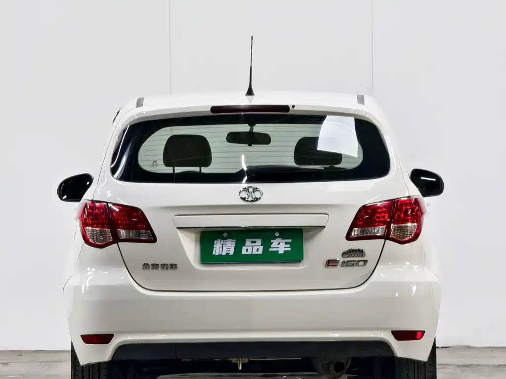 BAIC E-Series 2015 — фото 5