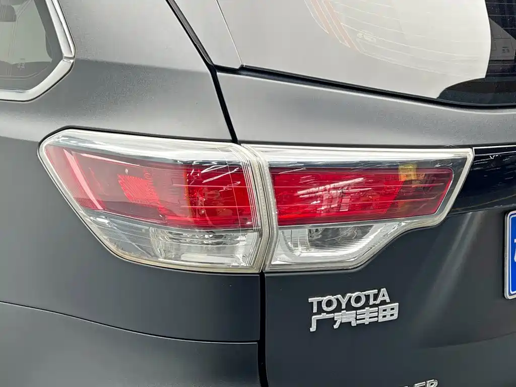 Toyota Highlander 2017 — фото 10