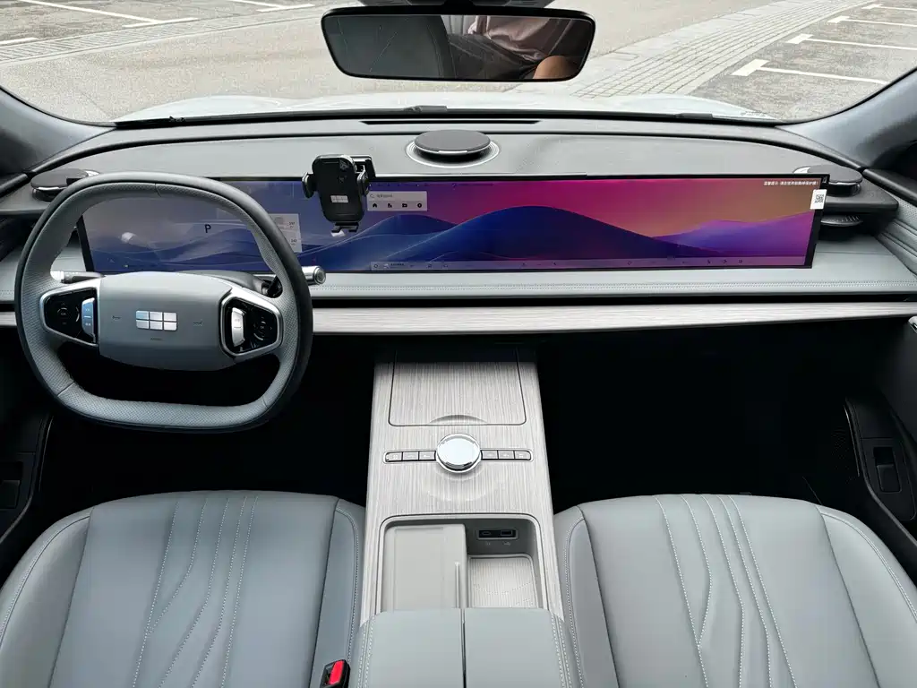 Geely Galaxy E8 2025 — фото 10