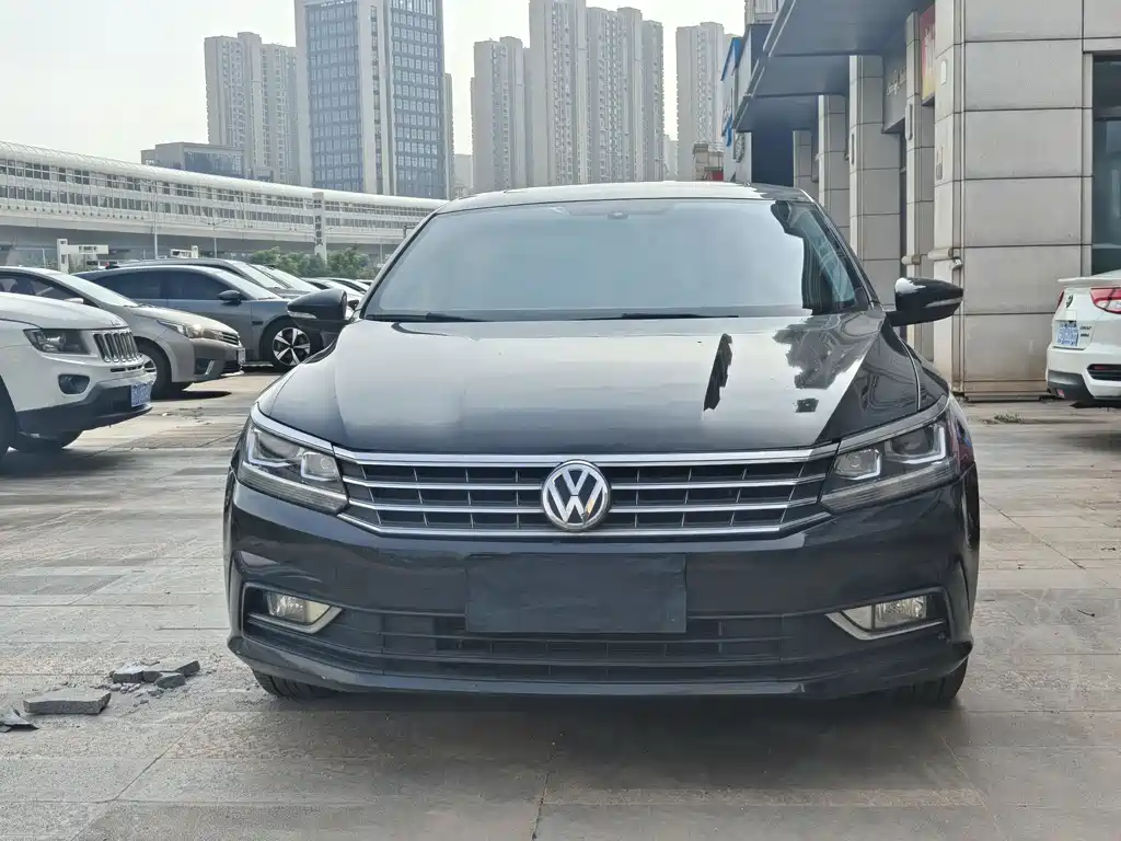 Volkswagen Passat 2016 — фото 2