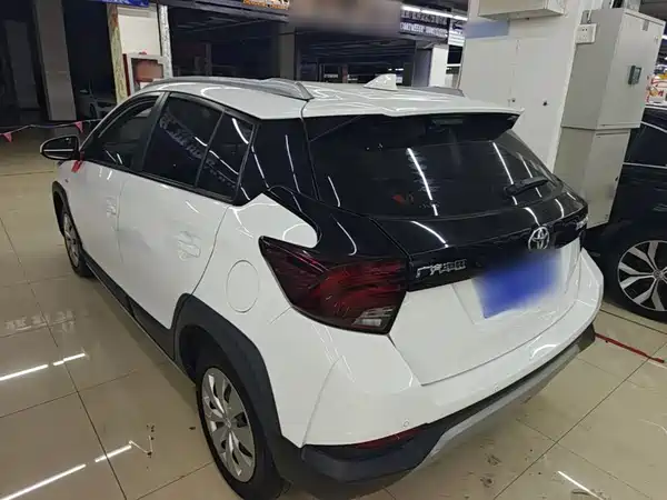 Toyota Yaris L 2020