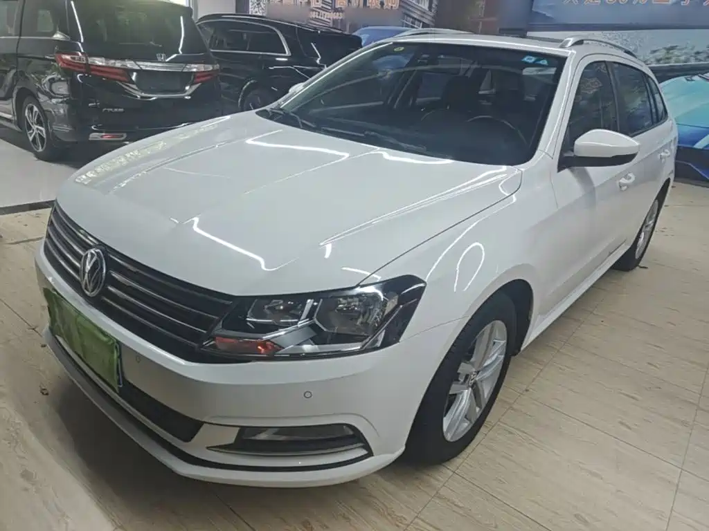 Volkswagen Gran Lavida 2016 — фото 1