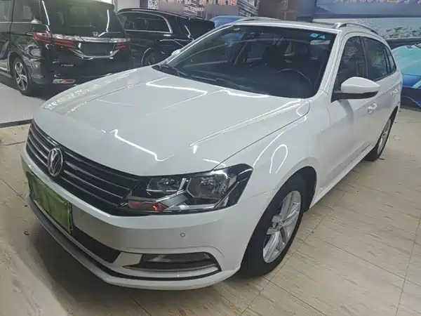 Volkswagen Gran Lavida 2016